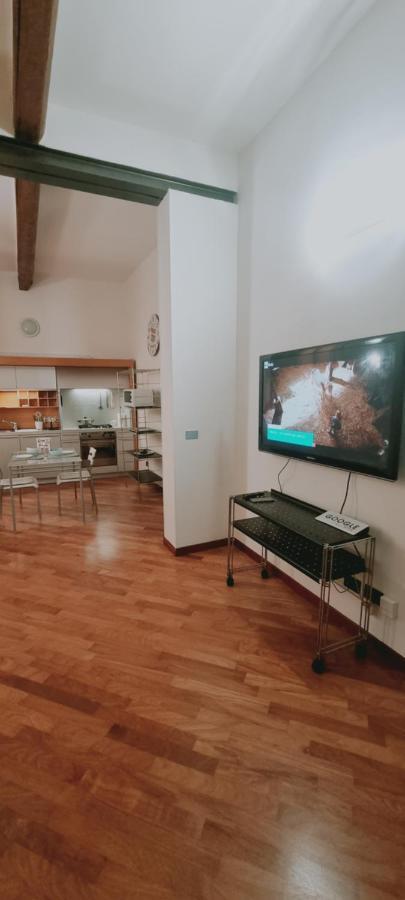Crociali Appartement Bologna Buitenkant foto